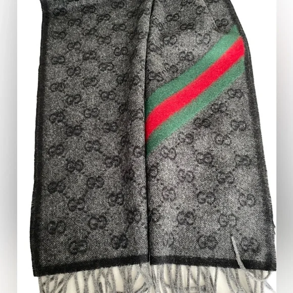 🔥🔥🔥new Authentic GUCCI scarf 100% wool - Picture 4 of 10